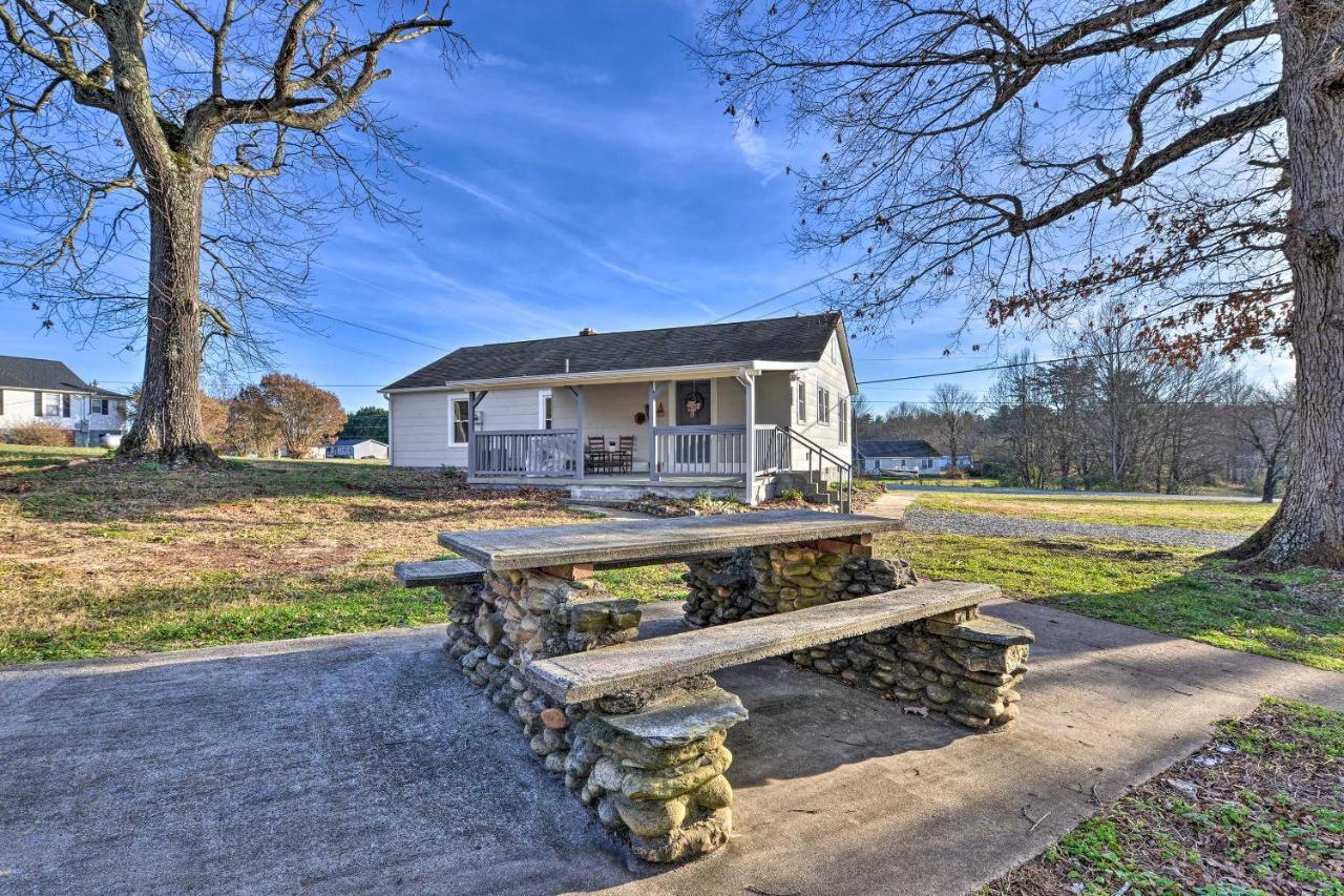 Six Waterpots Cottage II In Blue Ridge Mountains Lenoir Exterior photo